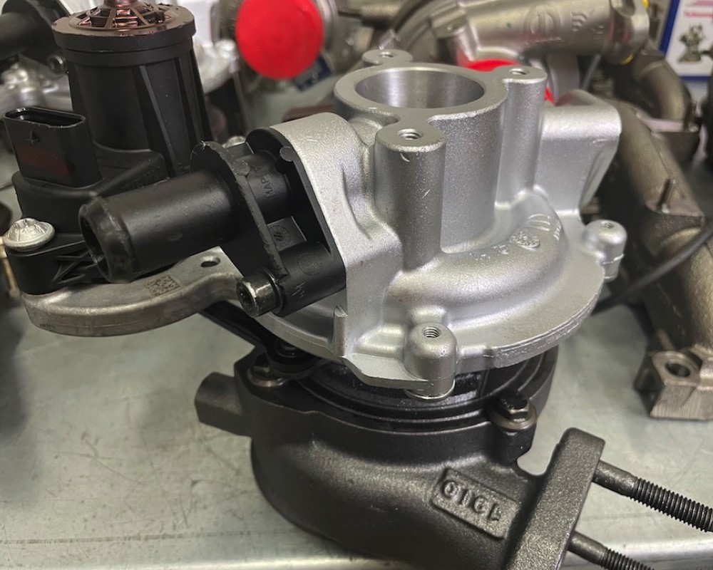 TURBOCOMPRESSORE TURBO RHV3 46349345 RIGENERATO